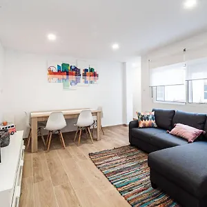 https://apartam-completo-3-habit-6-personas-centro-malaga.hotelsinnerja.org